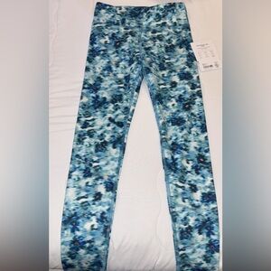 Athleta Girl Blue & Teal Floral Leggings NWT * 8/10